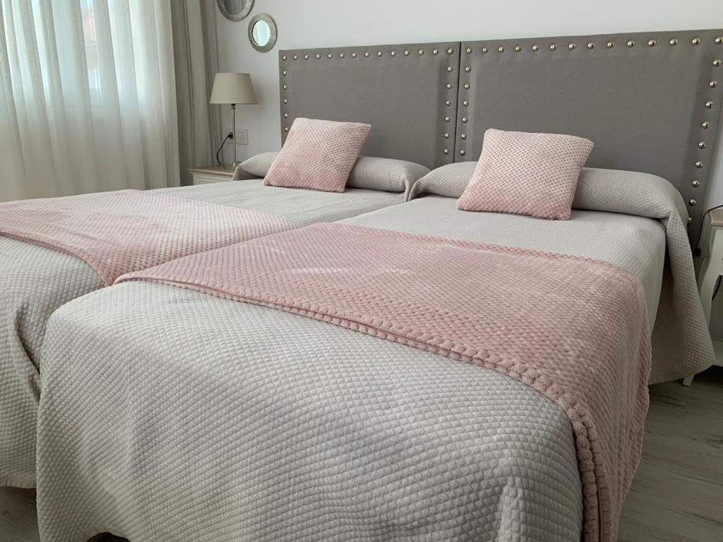 לאנס Apartamento Los Arcos מראה חיצוני תמונה